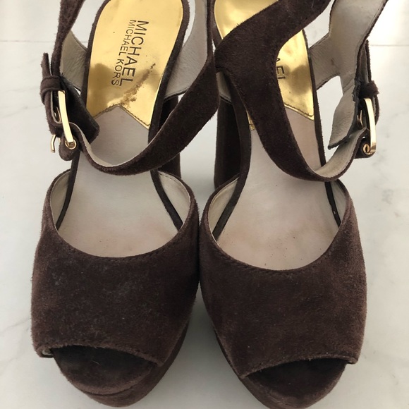 MICHAEL KORS suede platform sandal - Picture 3 of 5